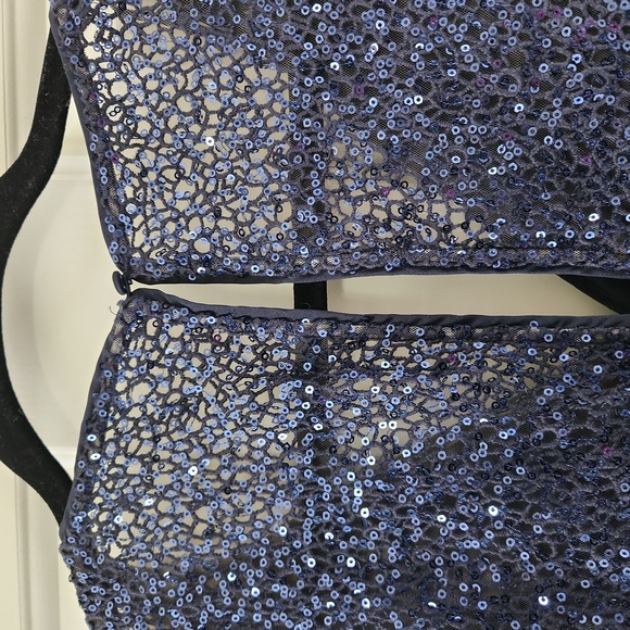 NWT Kay Unger Sequin Lace V-Neck Sheath Dress - Picture 10 of 10